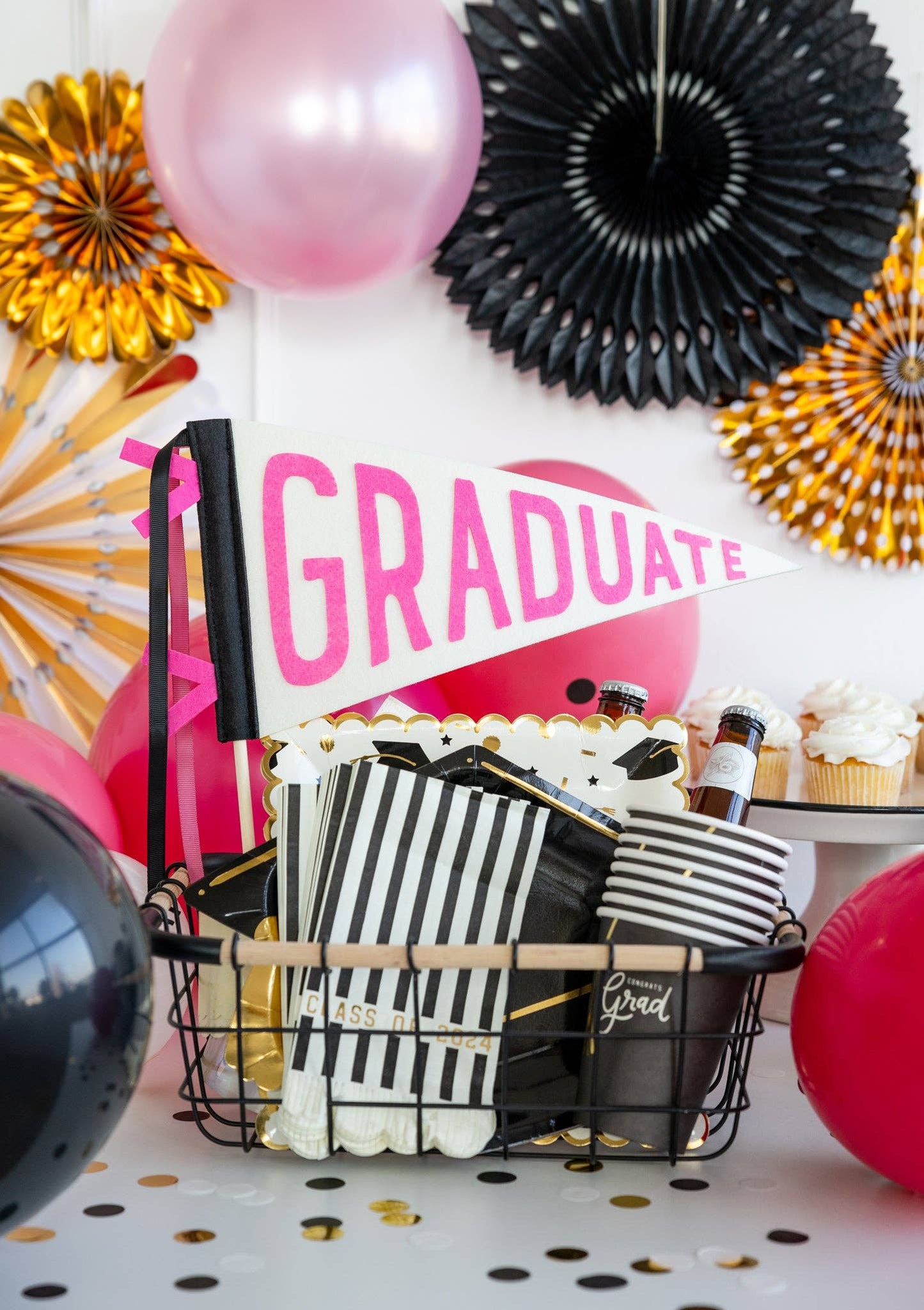 Grad Paper Party Cups